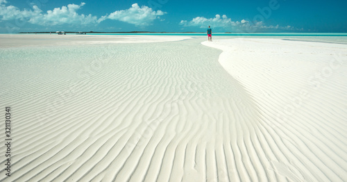 Photos Man at Sandy Cay, Bahamas