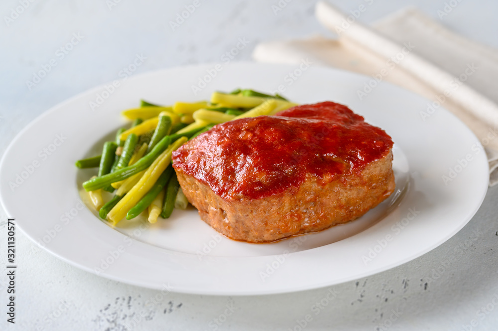 Meatloaf with green beans Meatloaf with green beans