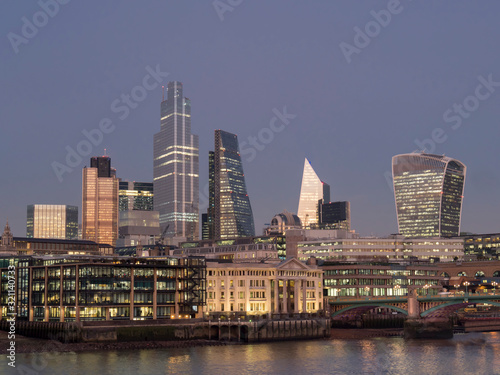 europe, UK, England, London, City 22 Bishopsgate Southwark bridge dusk