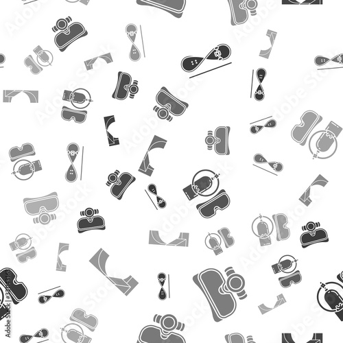Set Skateboard trick, Diving mask, Diving mask and aqualung and Skate park on seamless pattern. Vector