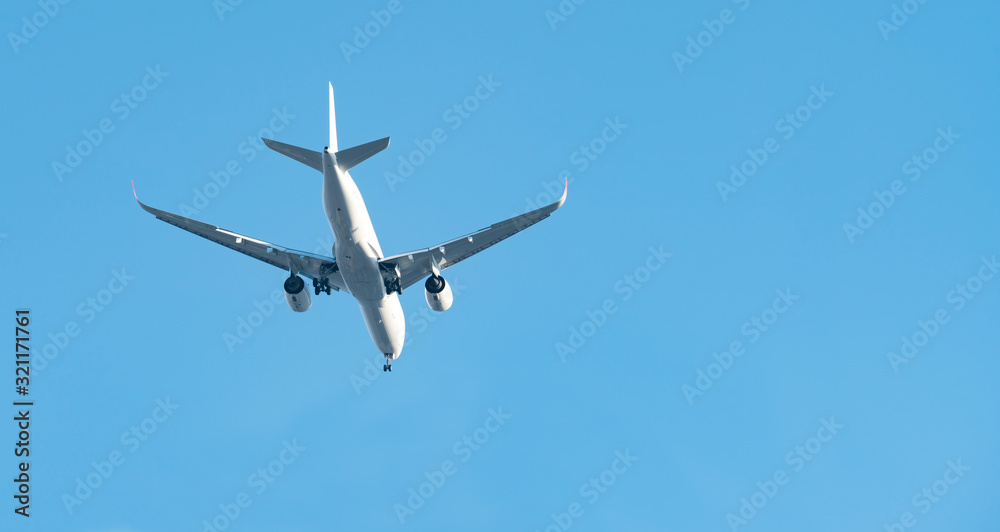 旅客機・飛行機・青空 旅客機・飛行機・青空