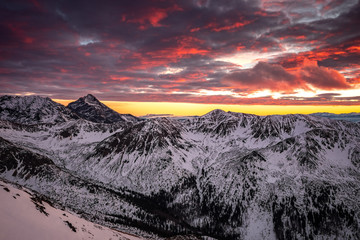 Leinwandbilder Lavendelfarbene Motive Winter in Tatra Moutains in Poland. High Tatras landscape photos.  © PawelUchorczak