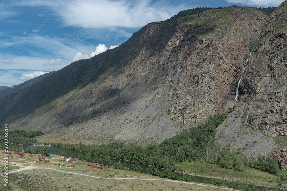 Mountain pass in Altai Mountain pass in Altai