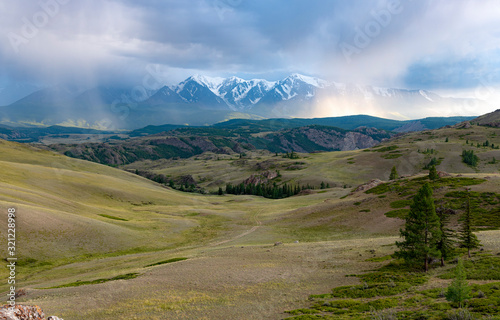 Mountain landscape in Altai © Nikolay
