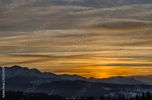 Zachód słońca nad Tatrami  © wedrownik52
