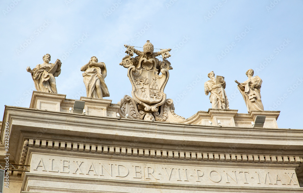 sculptures of the popes of St. Peter's Square