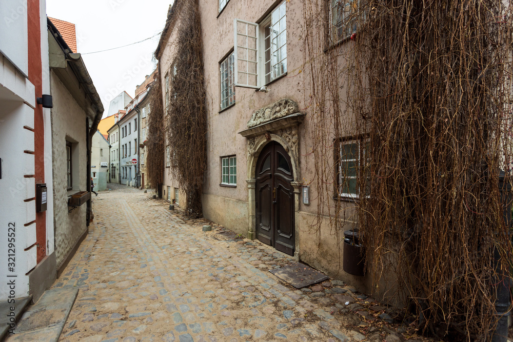 Fototapeta premium Riga streets in the afternoon