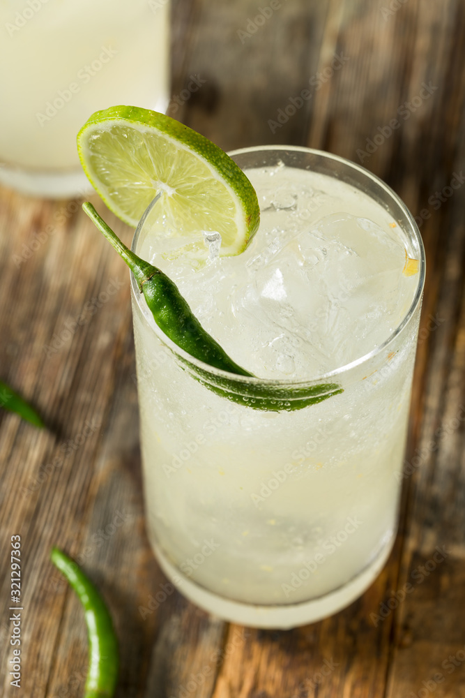 Fototapeta premium Refreshing Rum Thai Siam Sunray