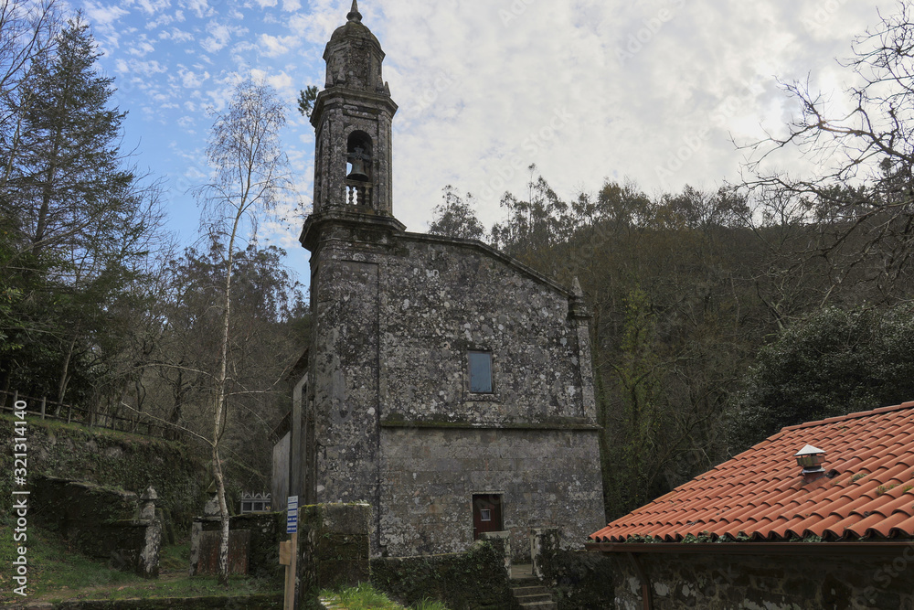 Iglesia-monasterio de San Xusto de Toxosoutos (A Coruña)