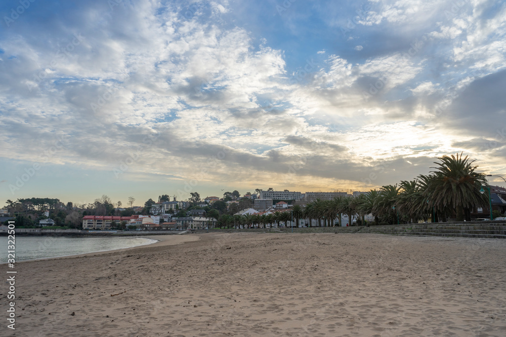 Obraz premium Sunrise on a quiet and beautiful beach in Europe