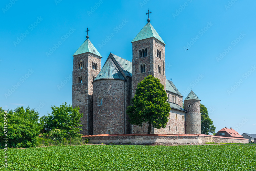 Romanesque collegiate church of St. Mary and St. Alexius in Tum, Poland