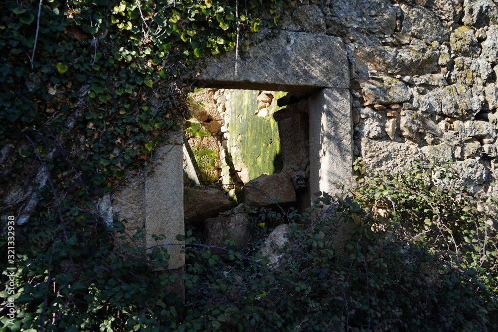 Capela Abandonada