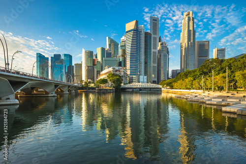 skyline of singapore by the marina bay © Richie Chan