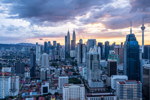 Canvas Print city skyline in kuala lumpur