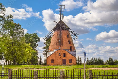 Fototapeta Naklejka Na Ścianę i Meble -  Windmill in Stara Różanka next to Ketrzyn, Masuria, Poland.