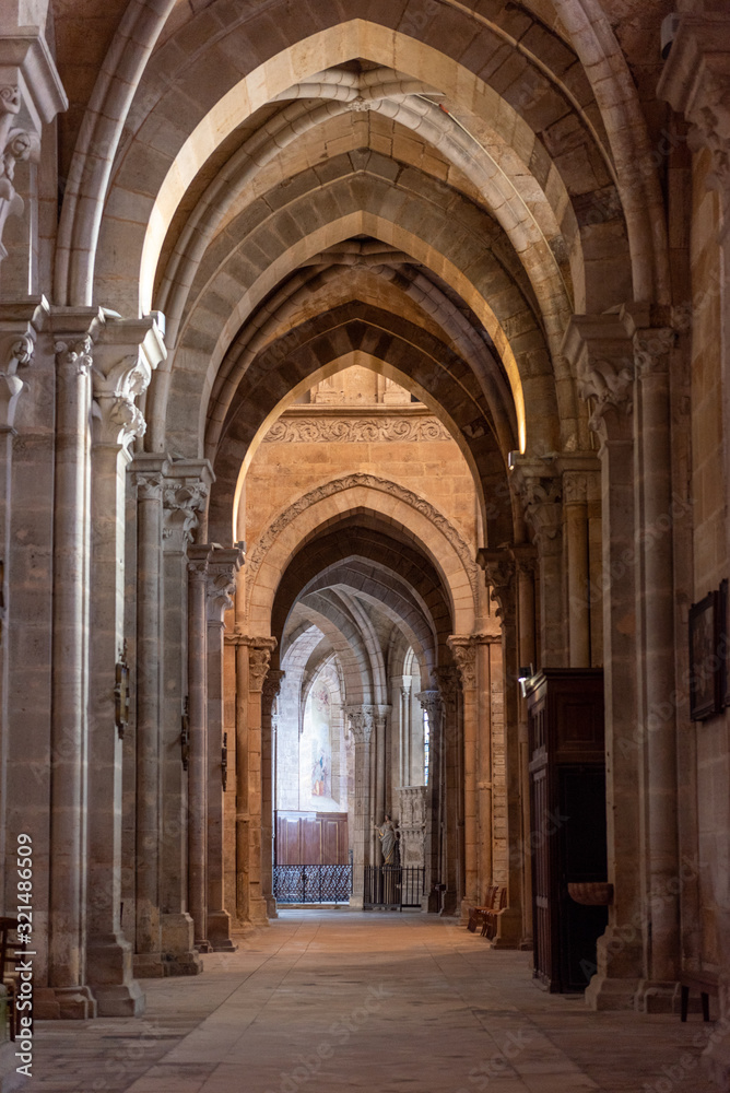 Cathédrale Saint-Mammès de Langres