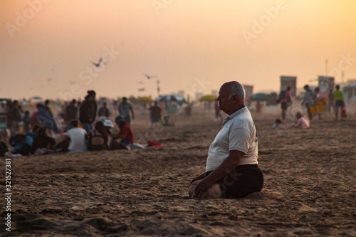 Meditation on the beach © PeCé