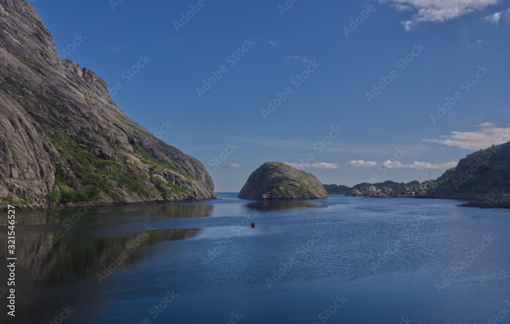 Kleines Dorf in Norwegen 