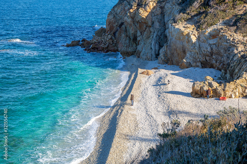 Fototapeta Naklejka Na Ścianę i Meble -  Spiaggia La Sorgente Sansone in inverno. Isola d'Elba, Toscana, Italia