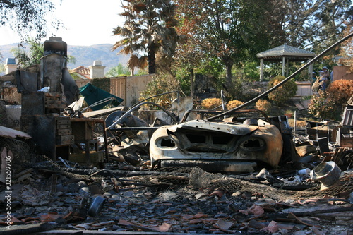 Фотография San Diego wildfires:  The Witch Fire devastation in the San Diego, California co
