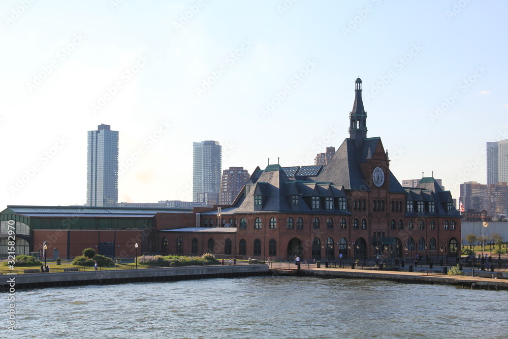 Obraz premium building in city