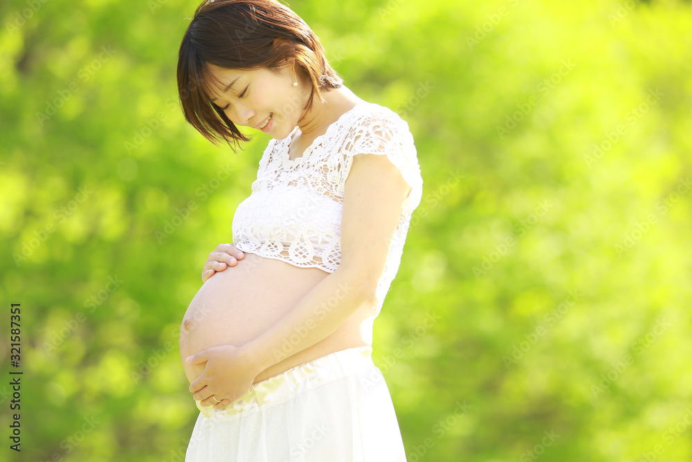 若い妊婦 若い妊婦