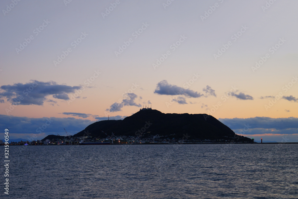 函館山　夕暮れ　素材