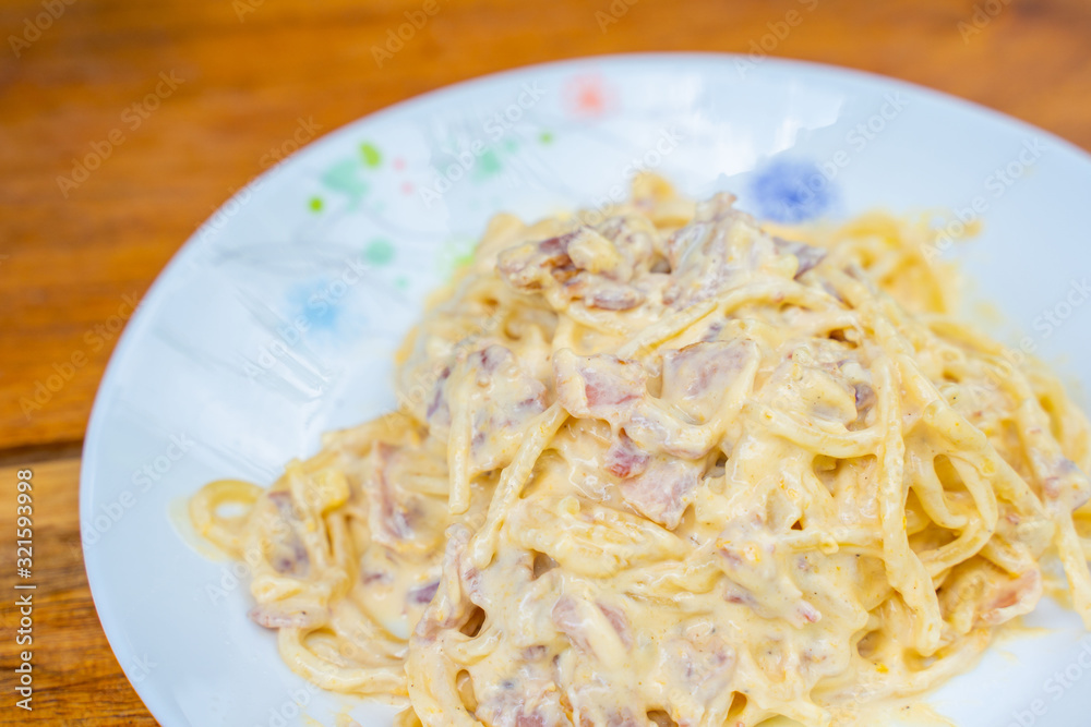 carbonara spaghetti with bacon and parmesan cheese