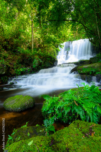 Fototapeta Naklejka Na Ścianę i Meble -  Beauty in nature, Mun Dang Waterfall at Phu Hin Rong Kla National Park, Thailand	