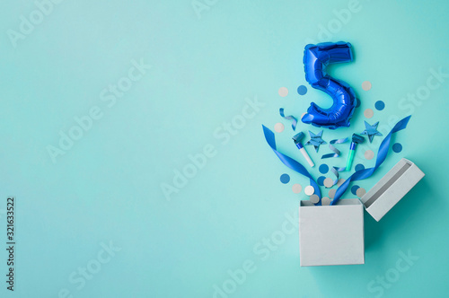 Number 5 birthday balloon celebration gift box lay flat explosion