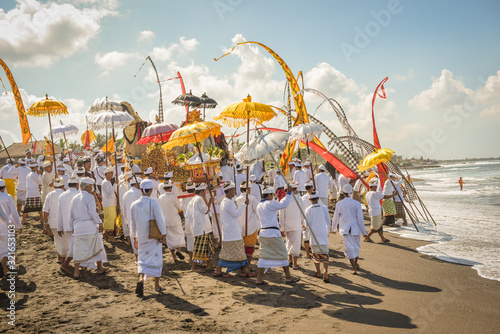 Fotografia, Obraz Sanur beach melasti ceremony 2015-03-18, Melasti is a Hindu Balinese purificatio
