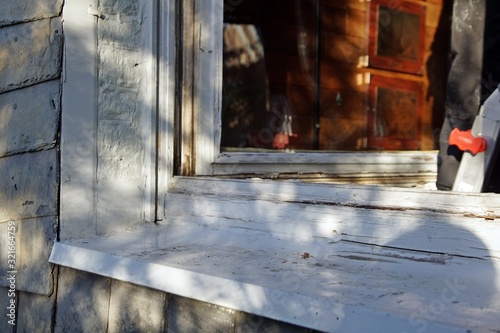 Altes Holzfenster sanieren oder auswechseln?