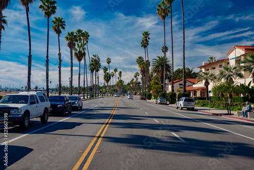 Panorama of the city of Santa Barbara in California © DD25