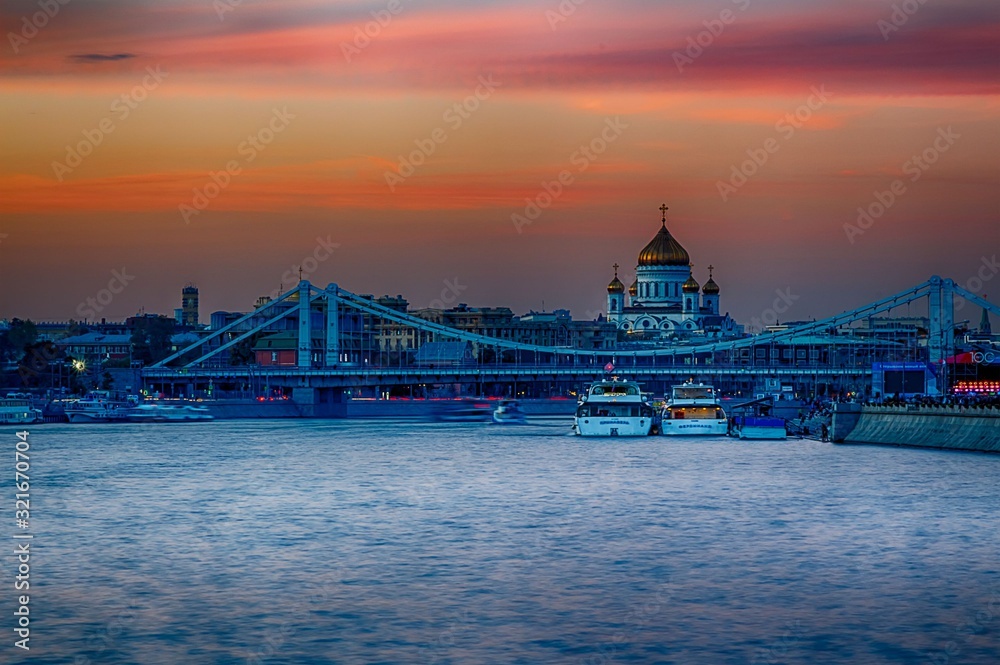Naklejka premium sunset bridge from Moscow, Russia