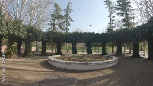 Jardín circular escondido 