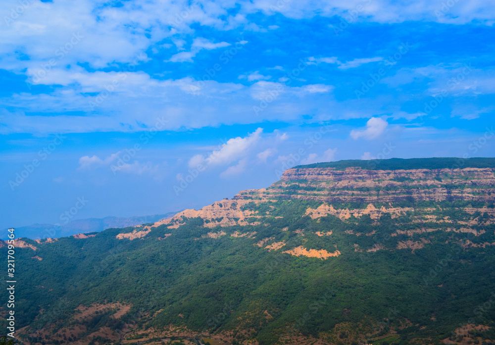 Fototapeta premium Beautiful Mountain view in mahabaleshwar