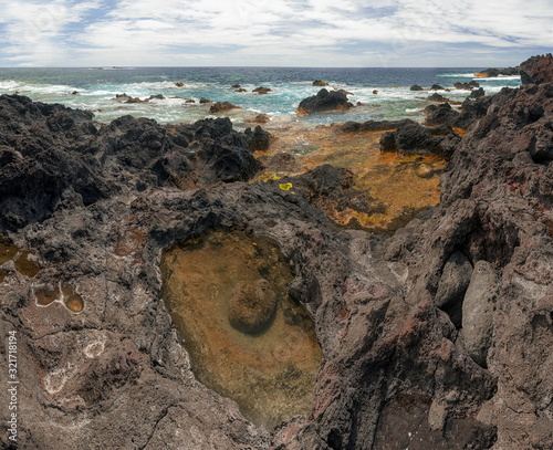 Obraz na płótnie Volcanic coastline in Ferraria, Sao Miguel