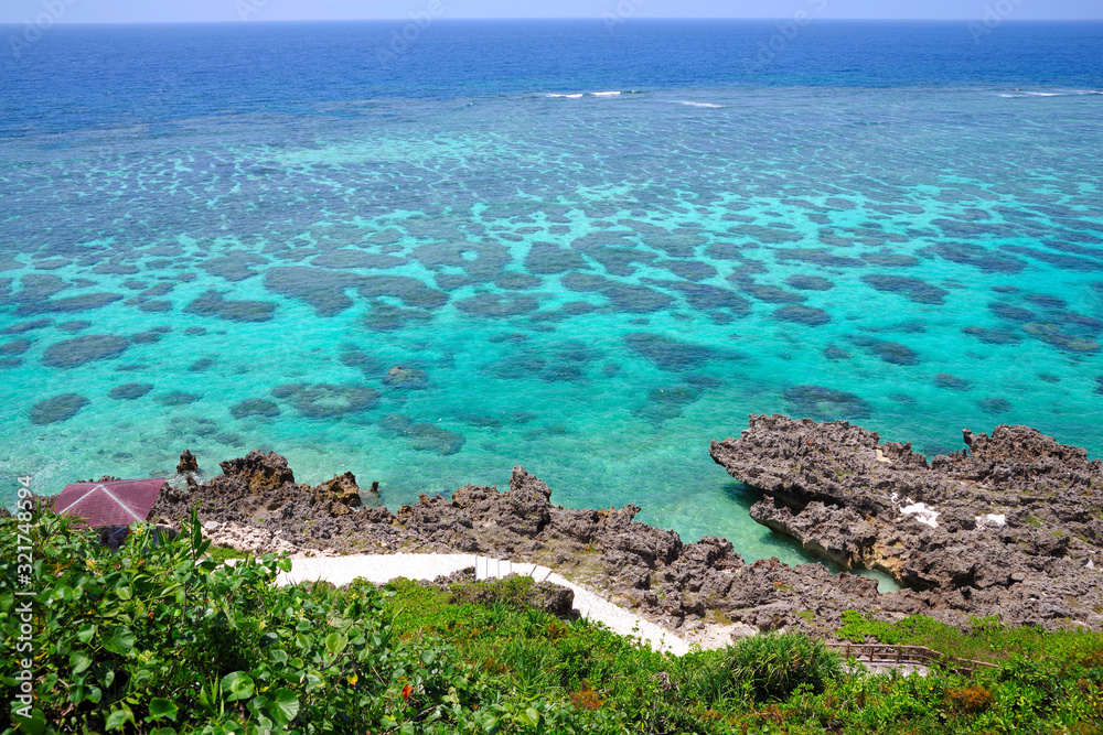 Obraz premium 沖縄 宮古島の海