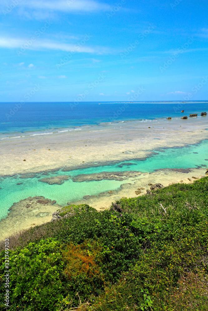 Obraz premium 沖縄 宮古島の海