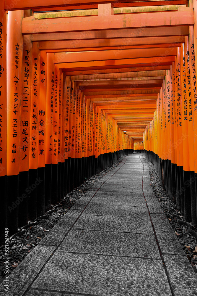 Fushimi inari taisha torii shinto gates path the night Fushimi inari taisha torii shinto gates path the night