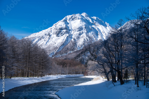 北アルプス, 上高地, 湖, 雪, 青 © Kazuhiro.Kimura