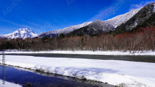 焼岳, 上高地, 湖, 雪, 青 © Kazuhiro.Kimura