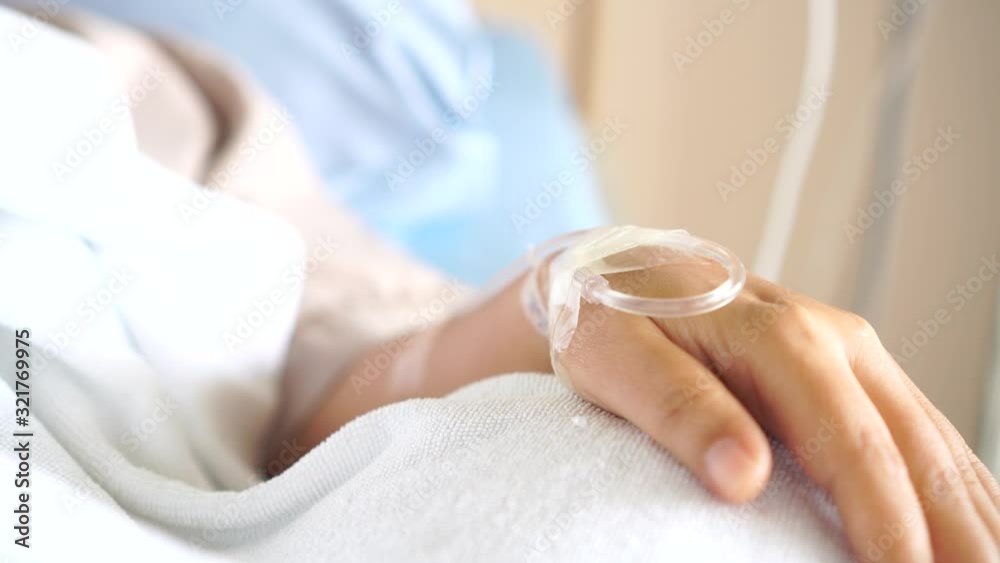 Iv Sleep Injection Video „Virus treatment for Patients woman Sleep with hands medical drip ...