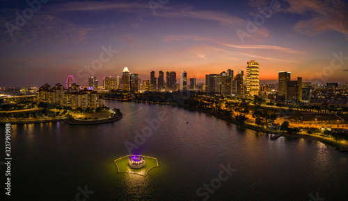 High view and reflection to the central district and tourist must see attraction in Singapore