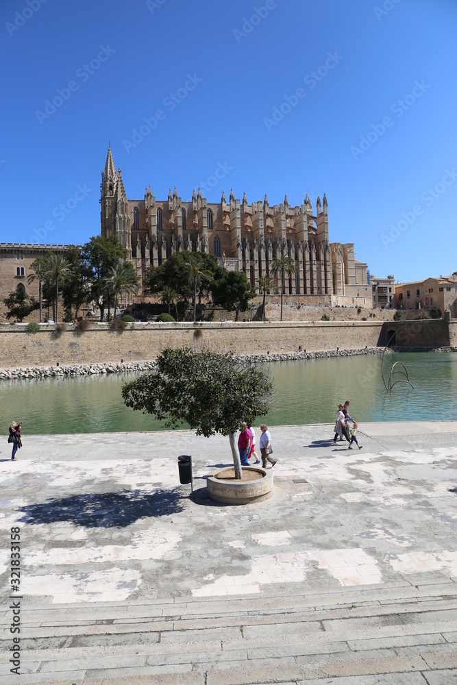 Fototapeta premium La Seu – die Kathedrale von Palma de Mallorca
