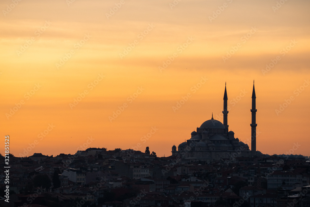  Mosquée Süleymaniye à la tombée du jour, Istambul, Turquie