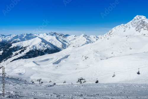 Skigebiet Mayrhofen im Zillertal mit Sessellift