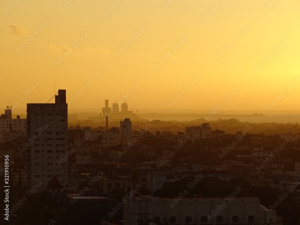 Hazy skyline havanna