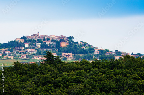 Italian country side landscape in Monteleone d'Orvieto, Umbria © Mircea Costina