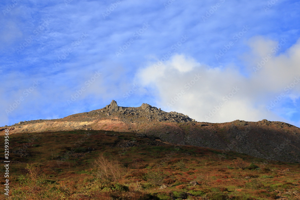 峰の茶屋への登山道で撮影した秋、紅葉の那須岳 ( Autumnscape in Mt.Nasu, Tochigi, Japan )